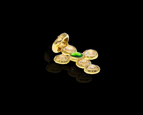 0.8gr 9kt  Yellow Gold with Cubic Zirconias and a Semi Precious Green stone Pendant