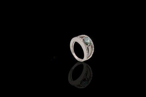 8.9 grams 18 carat White Gold Colour Enhanced Diamond Cocktail Ring