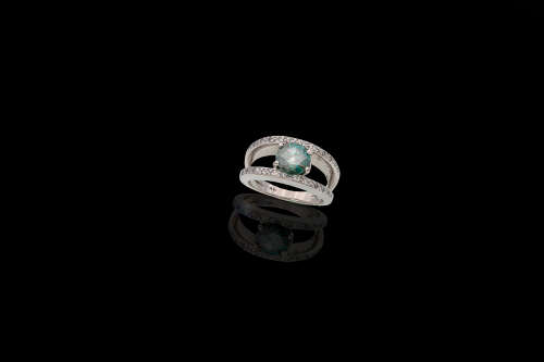 8.9 grams 18 carat White Gold Colour Enhanced Diamond Cocktail Ring