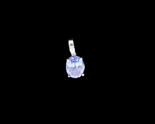 1.6 grams 18 carat White Gold Tanzanite Pendant