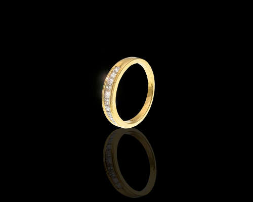 3.6 grams 18 carat Yellow Gold Diamond Half Eternity Band