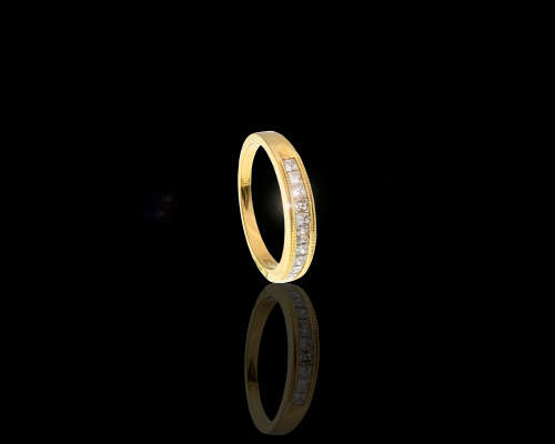 3.6 grams 18 carat Yellow Gold Diamond Half Eternity Band