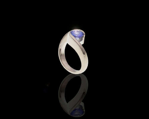 8.1 grams 18 carat White Gold  Browns Lovers Embrace Tanzanite Ring