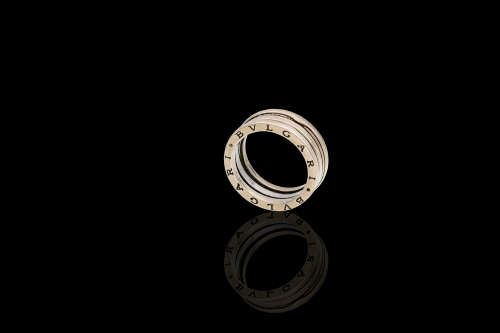 10.8 grams 18 carat White Gold Unisex Bulgari Design Ring