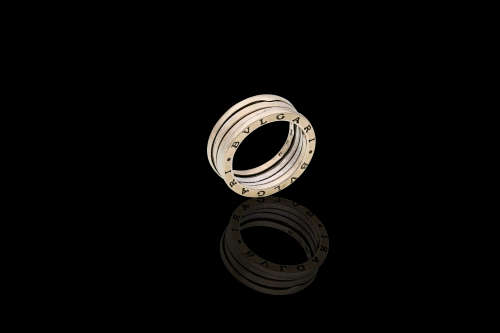 10.8 grams 18 carat White Gold Unisex Bulgari Design Ring