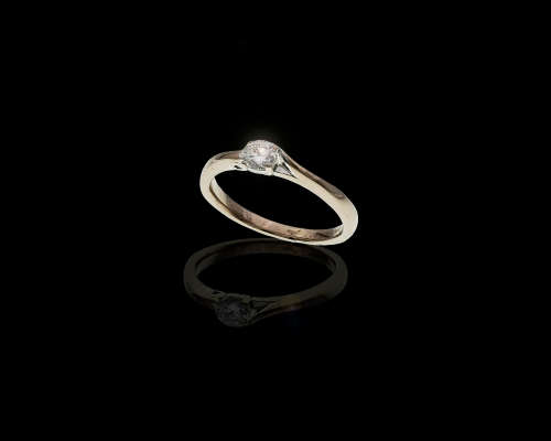 18ct (3.6 gram) Browns White gold Solitaire Diamond Ring c/w a tine Sapphire on the band