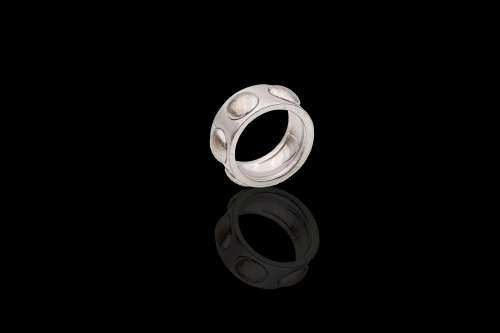 16.9 grams 18 carat White Gold Designer Louis Vuitton Gents Ring  Ring size  P1/2