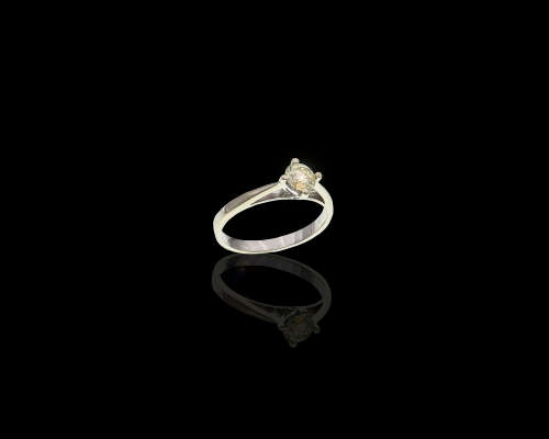 2.3 grams 18 carat White Gold Fancy Diamond Solitaire Ring