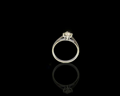 2.3 grams 18 carat White Gold Fancy Diamond Solitaire Ring