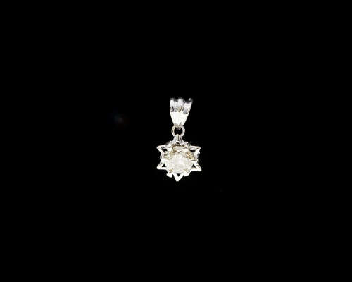 1.4 grams 18 carat White Gold Diamond Pendant