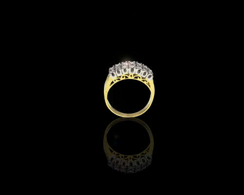 4.3 grams 18 carat Two Tone (Yellow and White Gold) Diamond Cocktail Ring