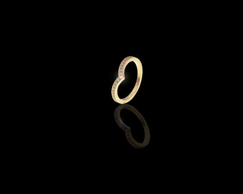 2.7 grams 18 carat Yellow Gold Diamond Half Eternity Wishbone Ring