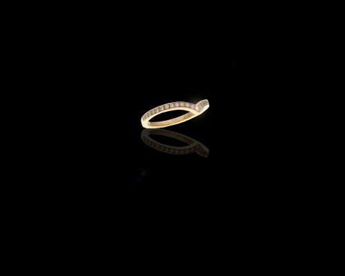 2.7 grams 18 carat Yellow Gold Diamond Half Eternity Wishbone Ring