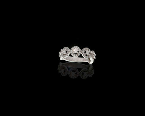 4.4 grams 18 carat White Gold Diamond Halo Link Half Eternity Ring
