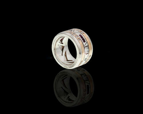 28.8 grams Two Tone Gold and Silver Opheo Design Eternity Ring
