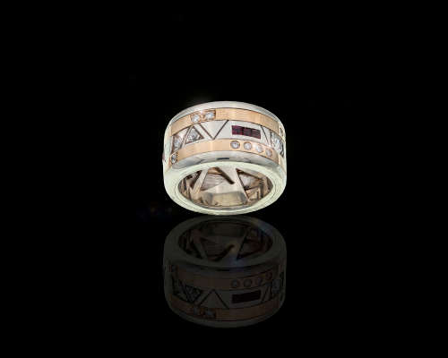 28.8 grams Two Tone Gold and Silver Opheo Design Eternity Ring
