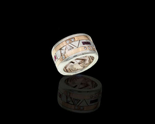 28.8 grams Two Tone Gold and Silver Opheo Design Eternity Ring