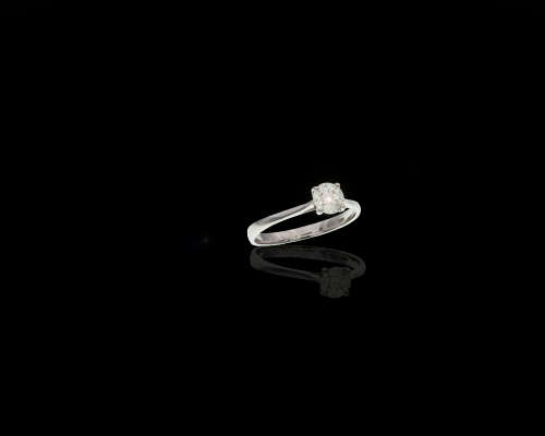 1.4 grams 18 carat White Gold Diamond Solitaire Ring