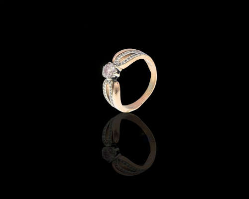4.1 grams 9 carat Rose Gold and Diamond Engagement Ring