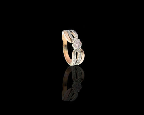 4.1 grams 9 carat Rose Gold and Diamond Engagement Ring