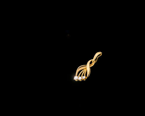1.4 grams 9 carat Yellow Gold Cubic Zirconia Pendant
