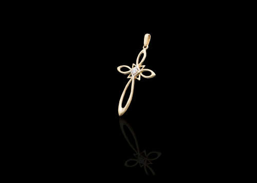 1.6 grams 9 carat Two Tone (Yellow and White Gold) Pendant
