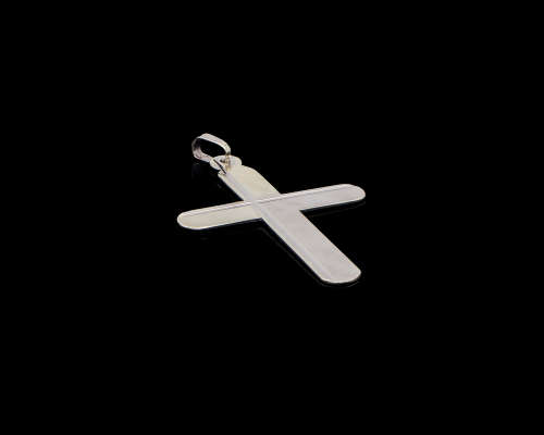 2.3grams 9 carat White Gold Cross Pendant