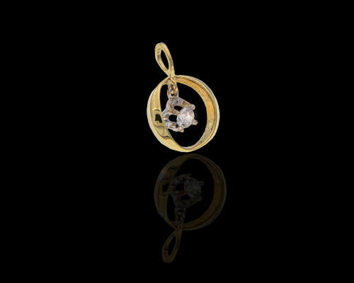1.4 grams 9 carat Yellow Gold Cubic Zirconia Pendant
