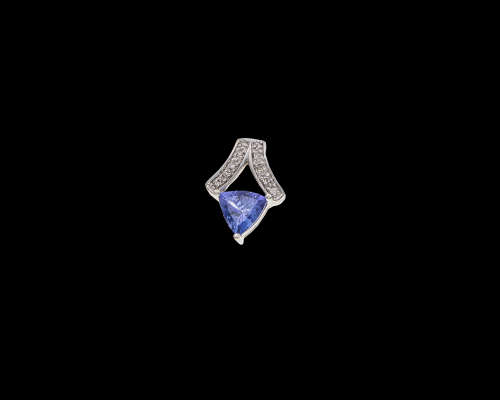1.5 grams 18 carat White Gold Tanzanite and Diamond Pendant
