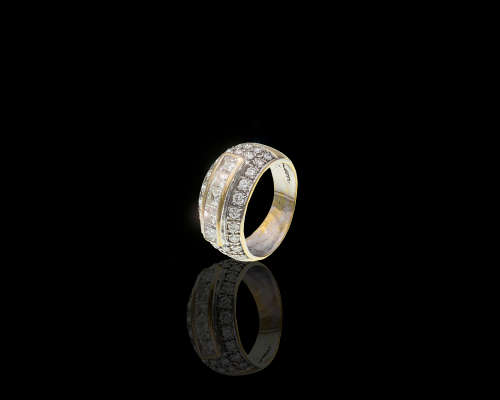 5.1 grams 18 carat Yellow Gold Diamond Cocktail Ring