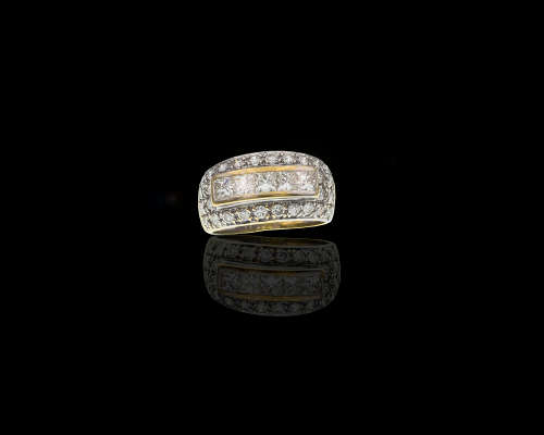 5.1 grams 18 carat Yellow Gold Diamond Cocktail Ring