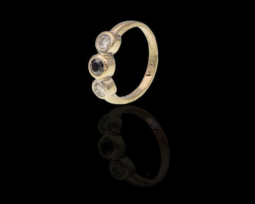 2.6 grams 9 carat White Gold Semi Precious Stone and Diamond Trilogy Ring