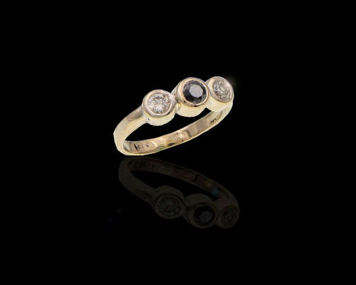 2.6 grams 9 carat White Gold Semi Precious Stone and Diamond Trilogy Ring
