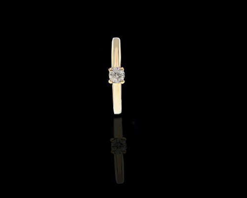 2 grams 9 carat Yellow Gold Diamond Solitaire Ring