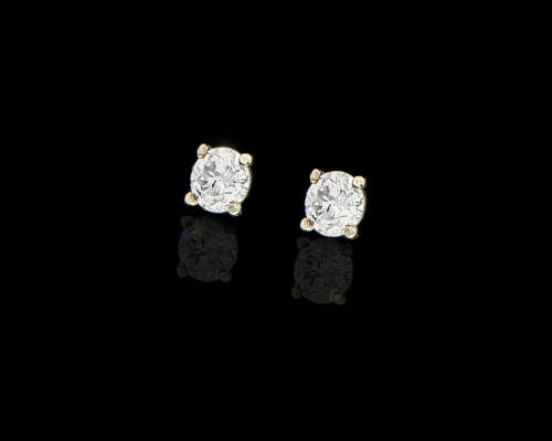 0.7 grams 9 carat White Gold Diamond Stud Earrings