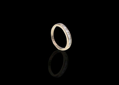 2.3 grams 18 carat White Gold Diamond Half Eternity Ring