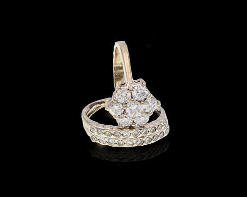 White Gold Diamond Engagement Ring Set