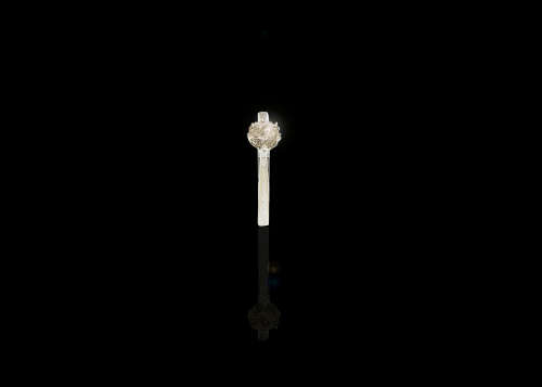 grams 18 carat White Gold Diamond Solitaire Ring