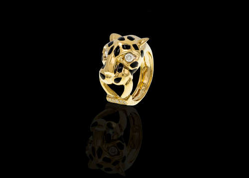 19 grams 18 carat Yellow Gold Diamond and Black Enamel Jaguar Ring