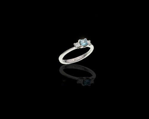 3.5 grams 18 carat White Gold Diamond Cocktail Ring