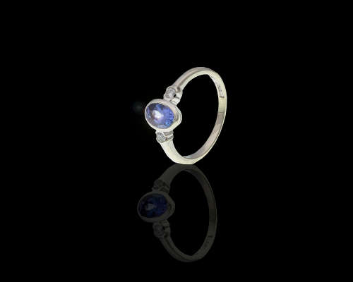 2.4 grams 9 carat White Gold Tanzanite and Diamond Cocktail Ring