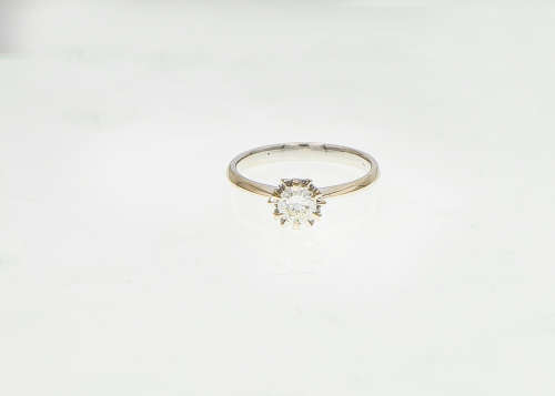 2 grams 18 carat White Gold Diamond Solitaire Ring