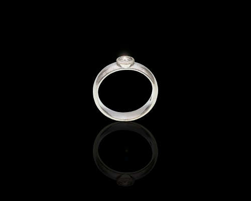 4.3 grams 9 carat White Gold Diamond Solitaire Ring