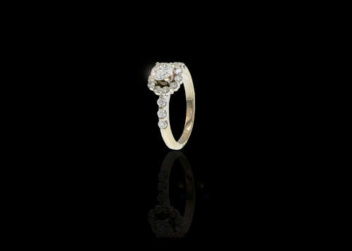 3.5 grams 18 carat White Gold Diamond Halo Ring