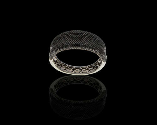 80 grams 18 carat White Gold and Black Diamond by Belagio