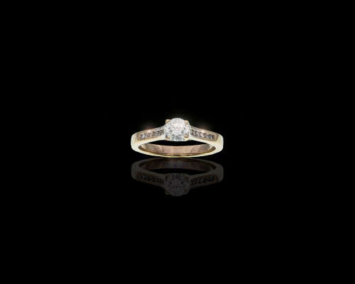 3.5 grams 18ct White Gold Browns Diamond Engagement Ring