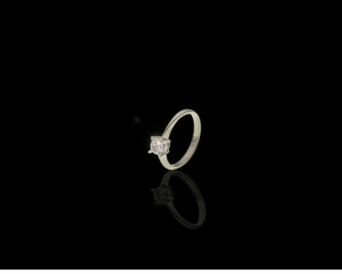 1.9 grams 18 carat White Gold Diamond Solitaire Ring