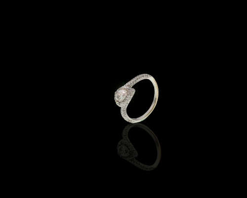 2.1 grams 9 carat White Gold Diamond Engagement Ring