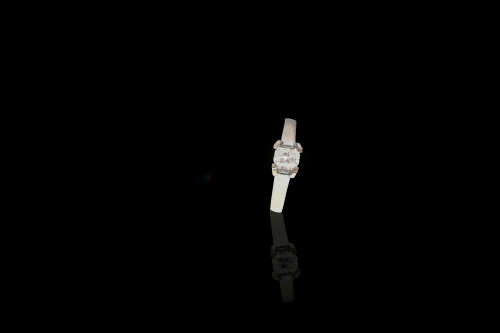 grams 18 carat White Gold Diamond Solitaire Ring