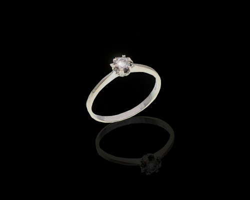 grams 18 carat White Gold Diamond Solitaire Ring